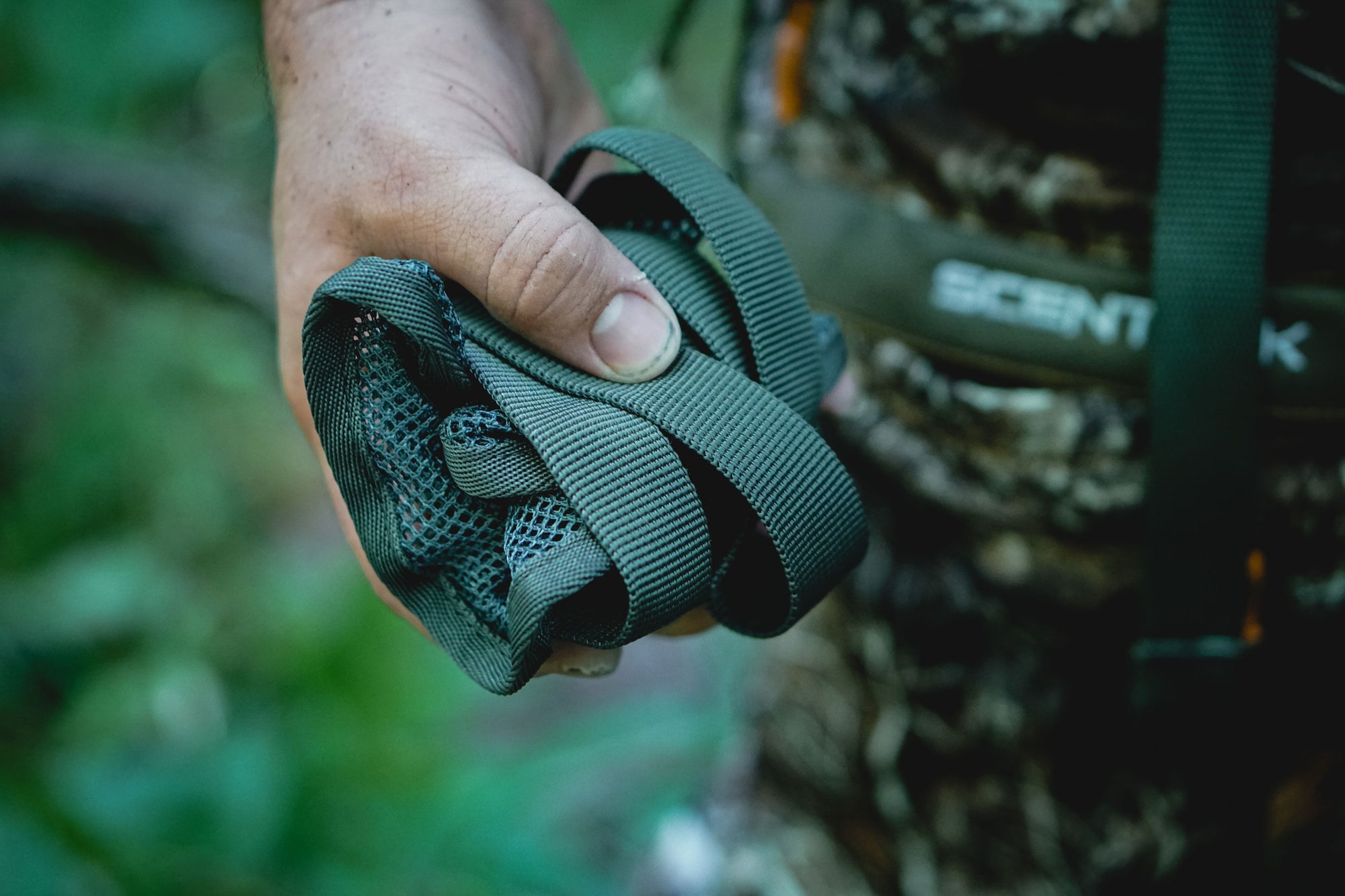 Covert Ultra Back Band